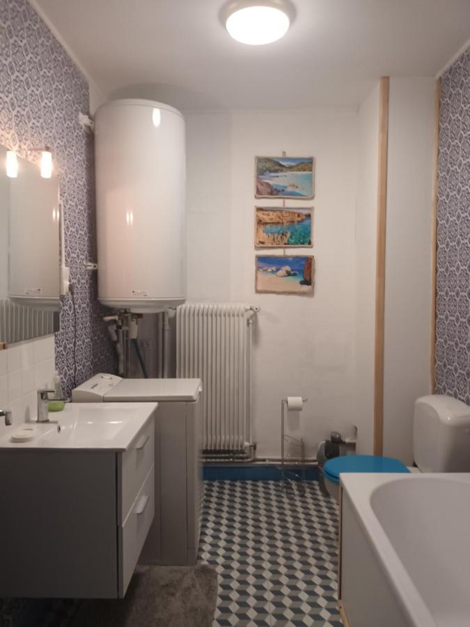 Appartement Chaleureux De 82M2 Proche De Vulcania Pontaumur ภายนอก รูปภาพ